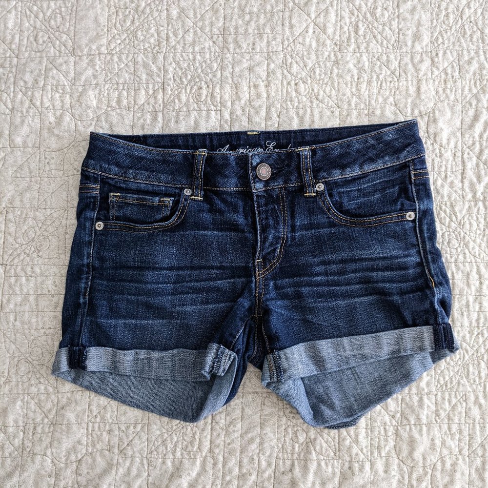 American Eagle low rise jean shorts - size 8